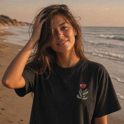 Leaf Me Alone M's Tee